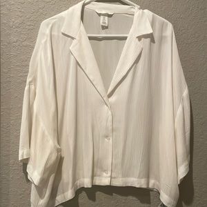 H & M over sized white cropped shirt worn once